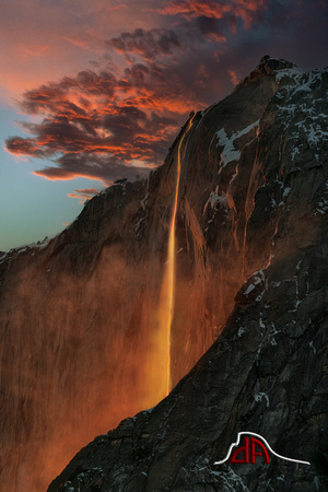 Firefall at Horsetail Fall - Yosemite National Park