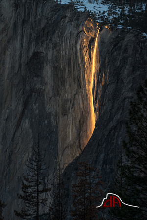 Firefall at Horsetail Falls - Yosemite