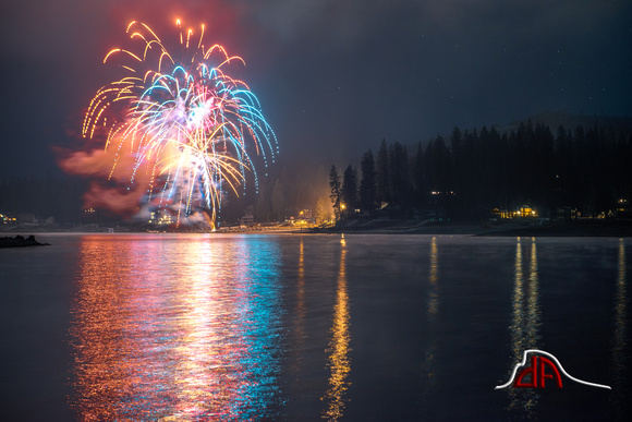 Grande Finalie Fireworks - Bass Lake 2015